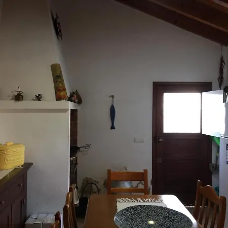 Casa Da Samouqueira Holiday home Rogil